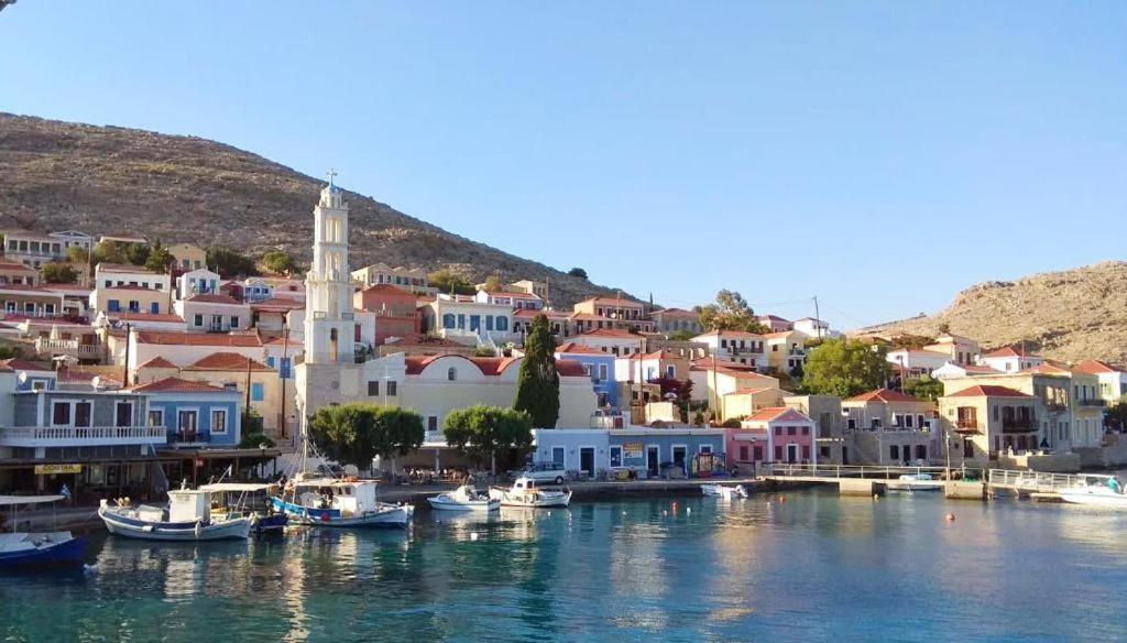 Marina Castellana Studios II Chalki Town Екстериор снимка