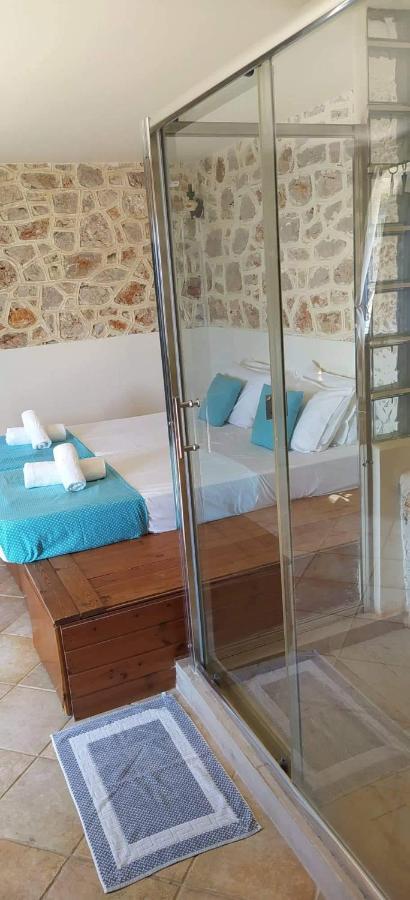 Marina Castellana Studios II Chalki Town Екстериор снимка