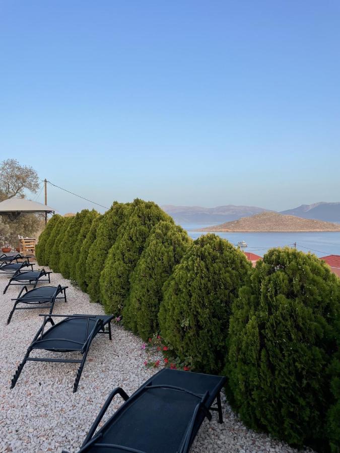 Marina Castellana Studios II Chalki Town Екстериор снимка