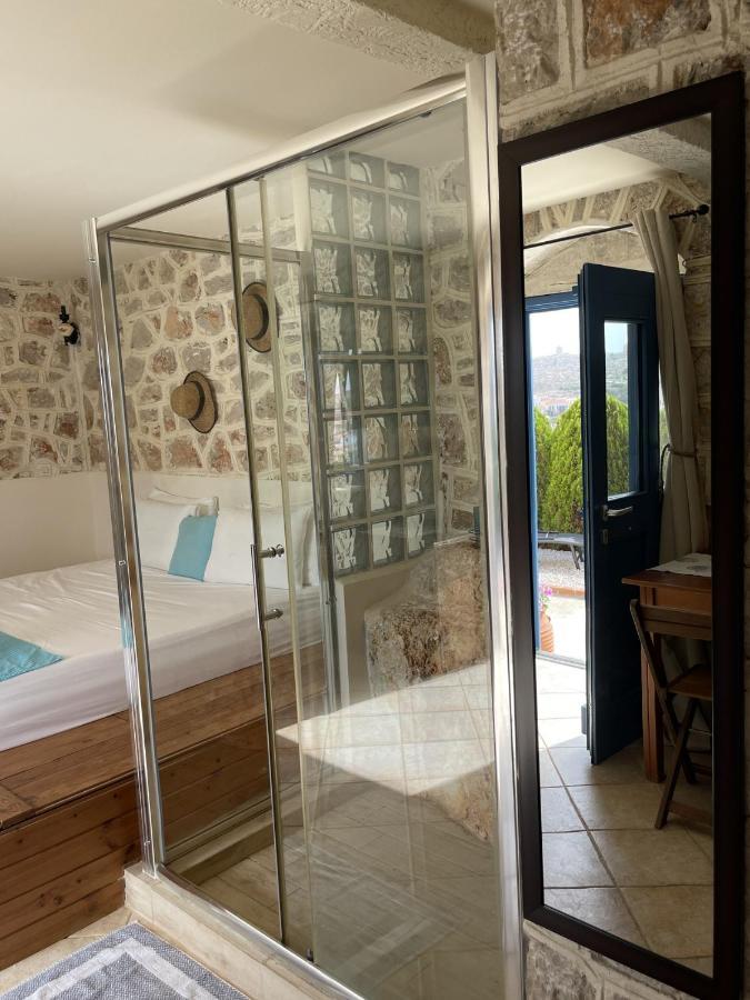 Marina Castellana Studios II Chalki Town Екстериор снимка