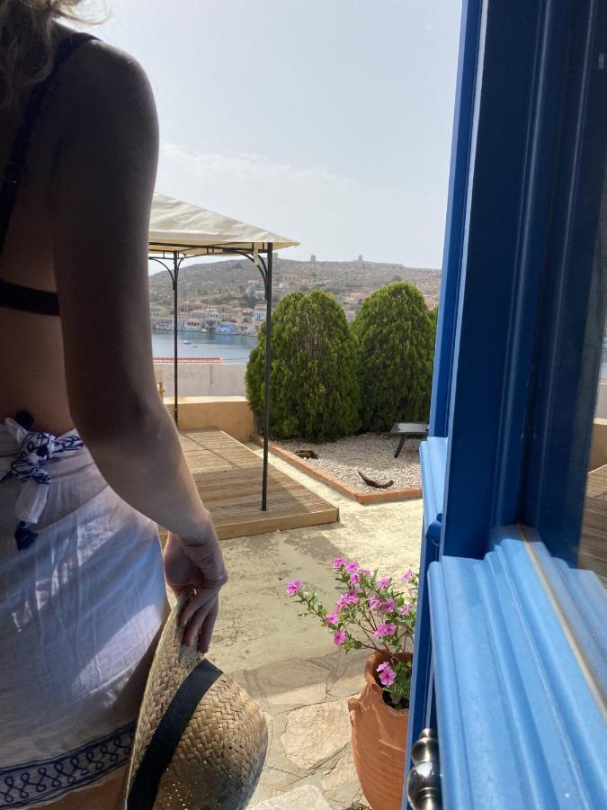 Marina Castellana Studios II Chalki Town Екстериор снимка