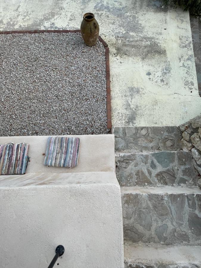 Marina Castellana Studios II Chalki Town Екстериор снимка