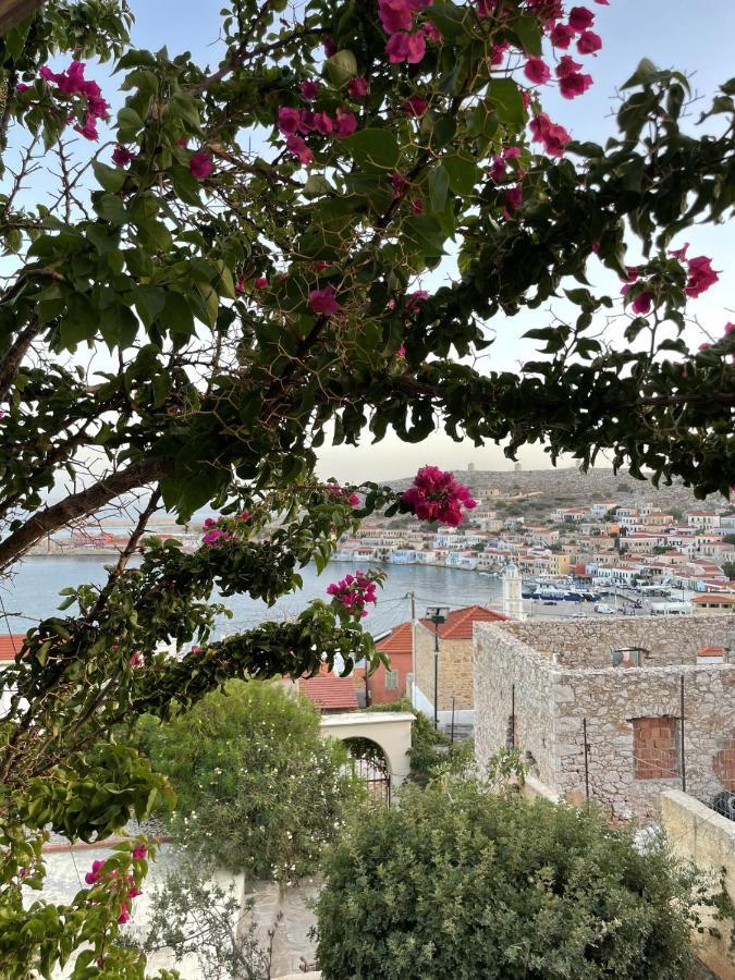 Marina Castellana Studios II Chalki Town Екстериор снимка